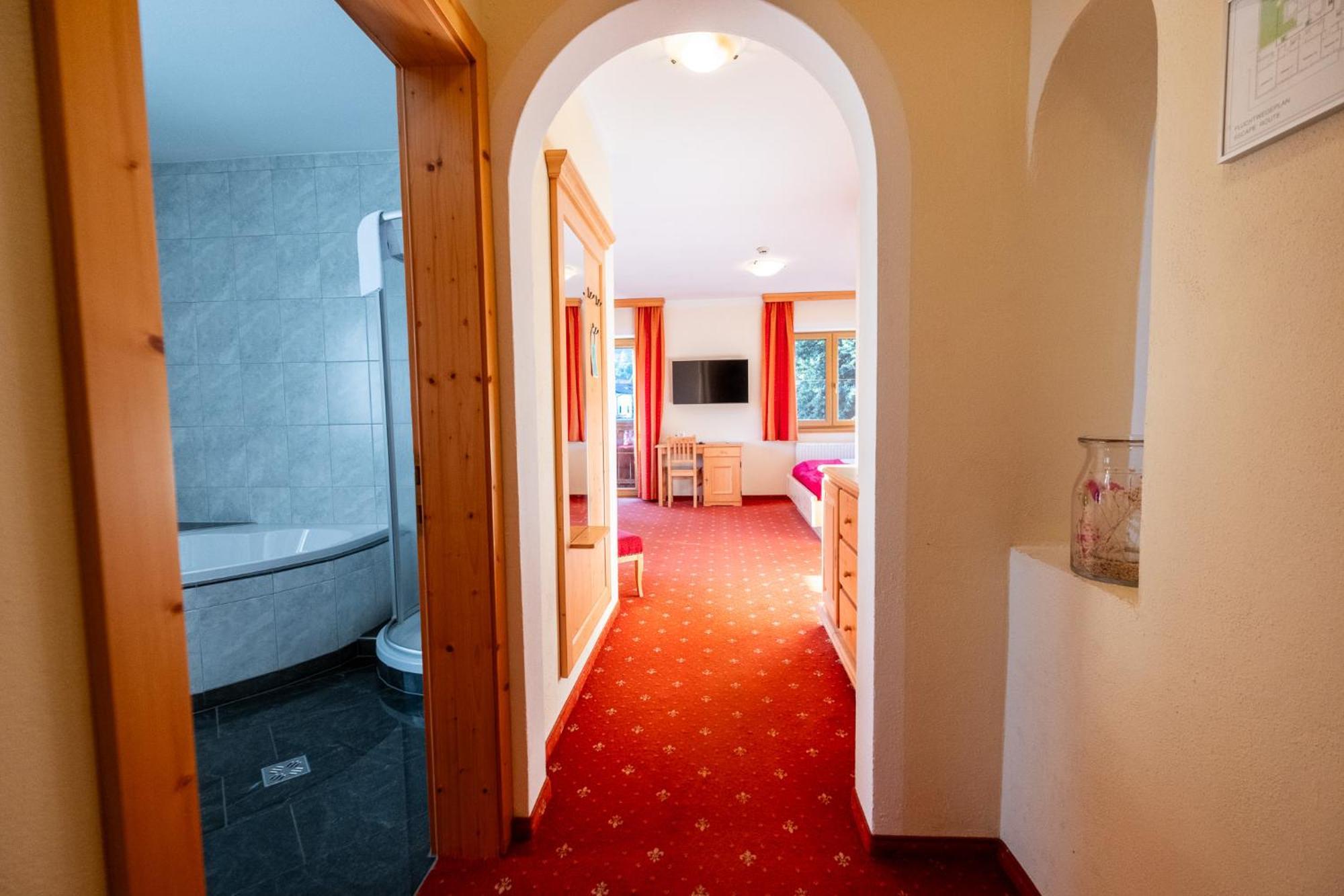 Hotel Rietzer Hof Екстериор снимка