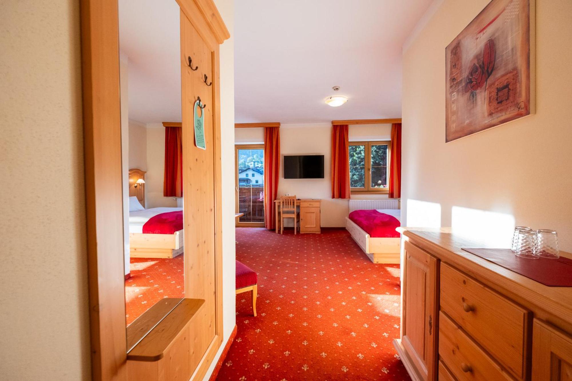 Hotel Rietzer Hof Екстериор снимка
