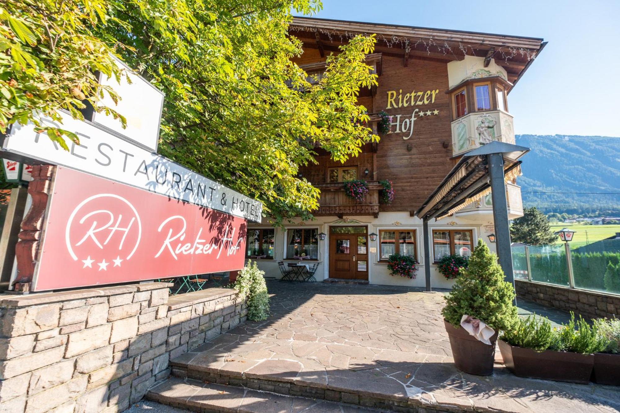 Hotel Rietzer Hof Екстериор снимка